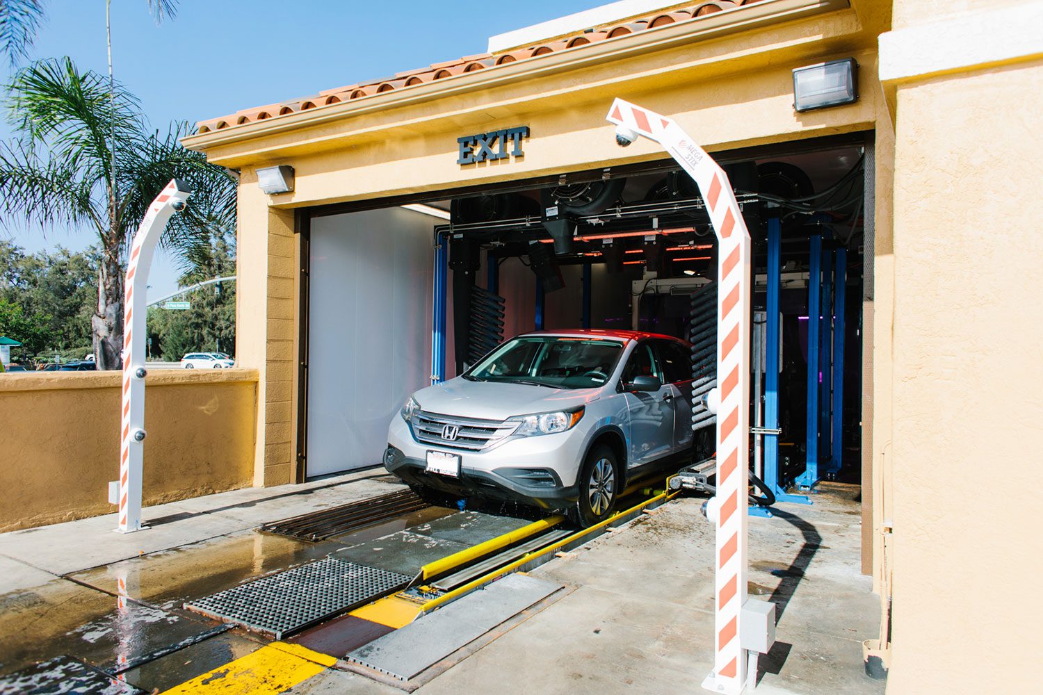 You Should Still Wash Your Car When It Rains Here’s Why Soapy Joe's